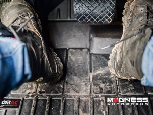 Alfa Romeo Stelvio Floor Liners - Premium 3D - OMAC - Front & Rear